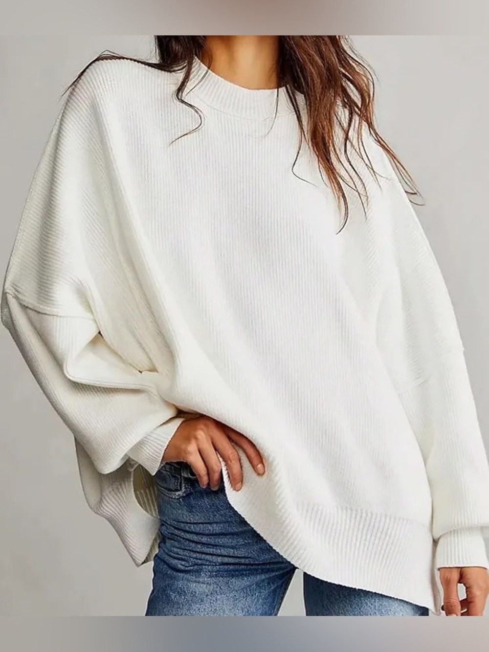 AERIE WHITE PULLOVER SWEATER SIZE MEDIUM OVERSIZED RIBBED KNIT CREWNECK